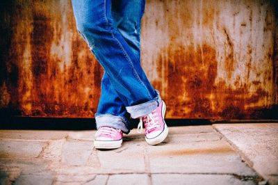 Привычка носить обувь дома может сохранить ваше здоровье - врачи