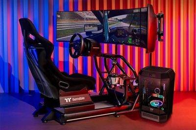 Thermaltake представила игровой комплект мебели GR500 Racing Simulator Cockpit
