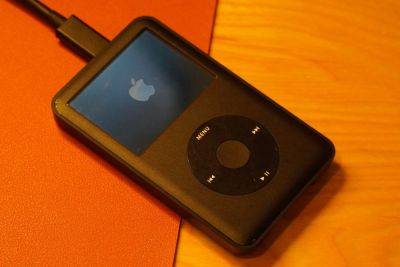 Apple iPod Classic с SSD, USB-C и Bluetooth в 2024 году — самым трудным было открыть корпус