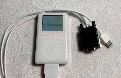 Найден редкий прототип iPod с игрой, напоминающей Tetris
