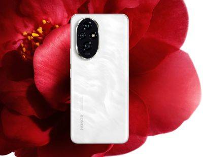 Honor 200 с 6.7-дюймовым OLED-дисплеем с частотой 120 Гц и процессором Snapdragon 7 Gen 3 был представлен в Китае