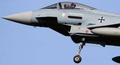 Немецкий истребитель Eurofighter Typhoon получил повреждения в результате столкновения с беспилотником
