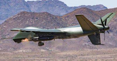 Компания GA-ASI представила кадры боевых испытаний сверхсовременного БПЛА Mojave, оснащенного двумя роторными пулеметами и 16-ю ракетами AGM-114 Hellfire - gagadget.com - шт. Аризона - state Arizona