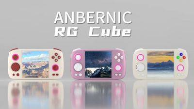 Anbernic представила портативную консоль RG Cube с экраном 1:1 для ретрогейминга