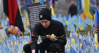 Новый опрос показал, что украинцы верят в победу и готовы бороться дальше, несмотря на то, что война "зашла в тупик"