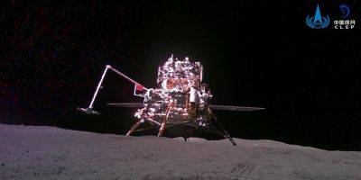 Китайский «Чанъэ-6» впервые в истории собрал образцы с обратной стороны Луны и несет их на Землю